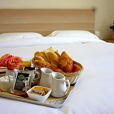 Hotel Vauban Livry-Gargan